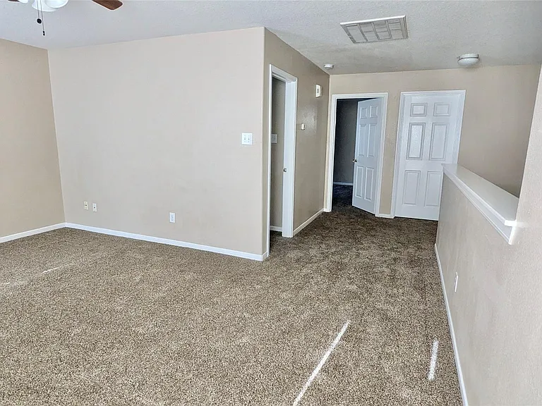 15423 Fir Woods Ln — Photo 9