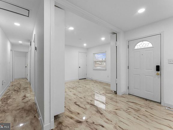 5th image of 6703 Cimarron St