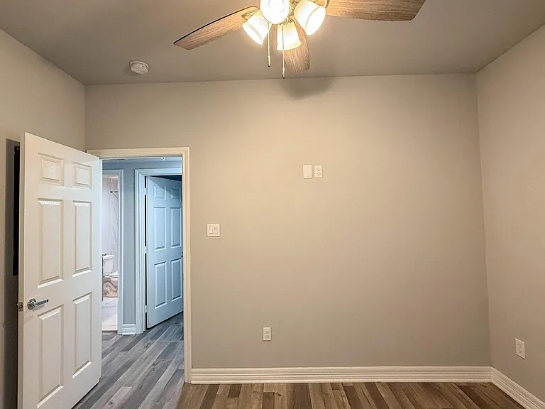 7823 Gladstone St #B2 — Photo 12