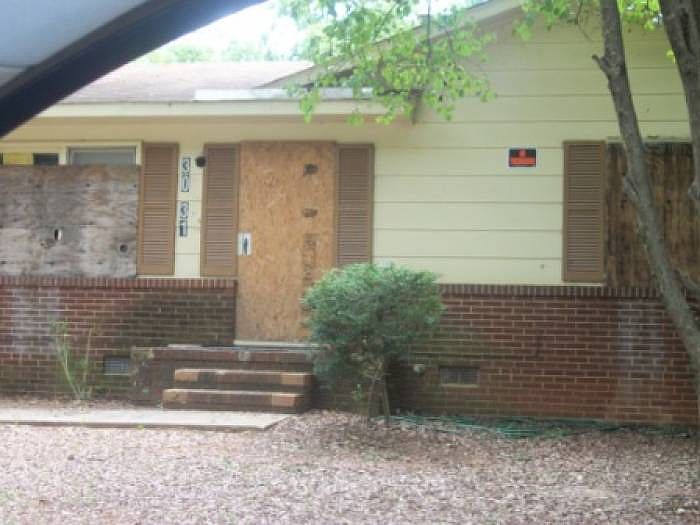 3031 Reid Ave
