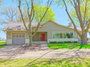 10931 Us Highway 12 SW, Howard Lake, MN 55349