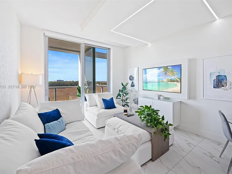 2000 Metropica Way #508 — Photo 4