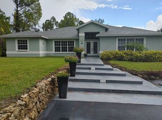 1281 20th Ave NE, Naples, FL 34120