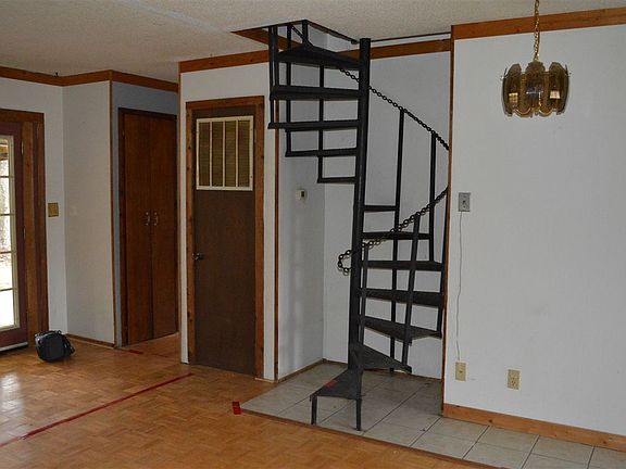 4th image of 12121 S Park East Dr