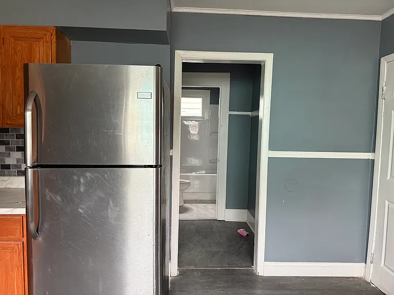 74-76 Dayton St #74 — Photo 11