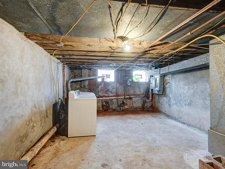 2166 N 7th St — Photo 29