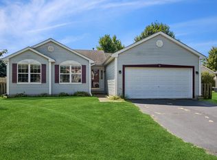 92 W Prairiefield Ave, Cortland, IL 60112