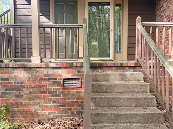 2009 Greenwood Pl SW, Huntsville, AL 35802