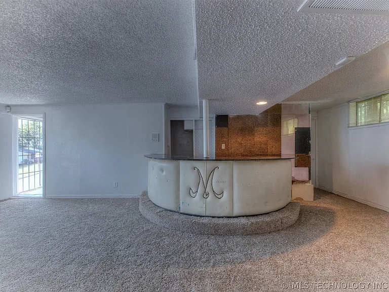 2234 N Main St — Photo 18
