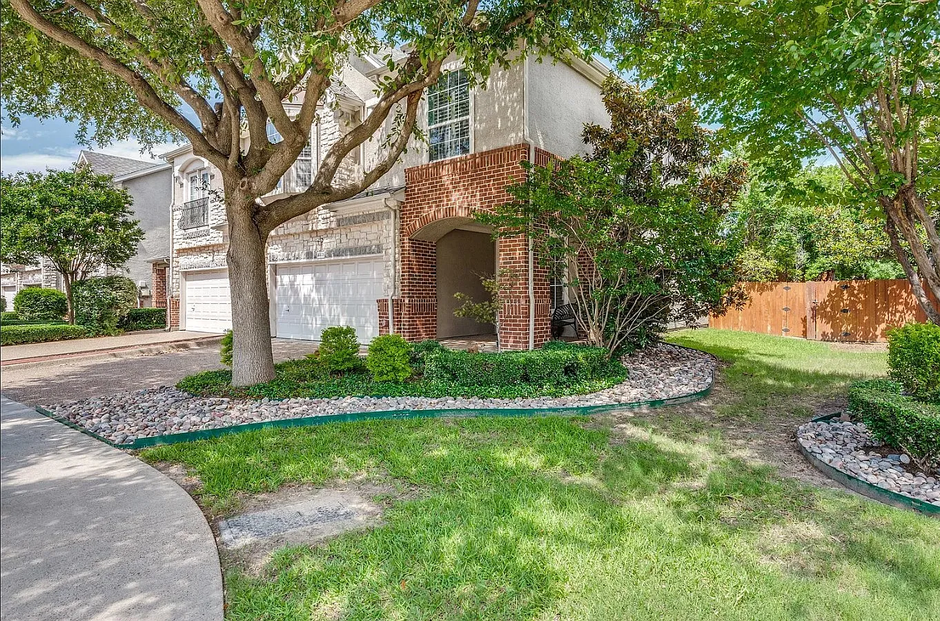 3 bed, 1678 sqft, $2,500 — Photo 2