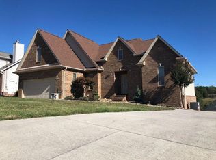 8240 Jade Tree Ln, Knoxville, TN 37938