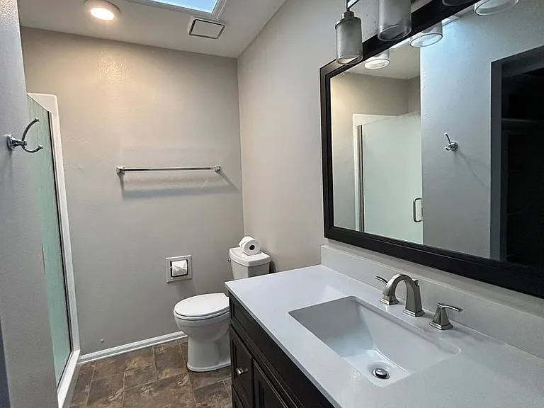 2436 Scott Ct — Photo 18