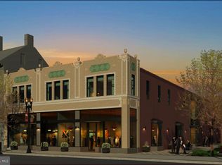 34 Frederick St #34-210, Hanover, PA 17331