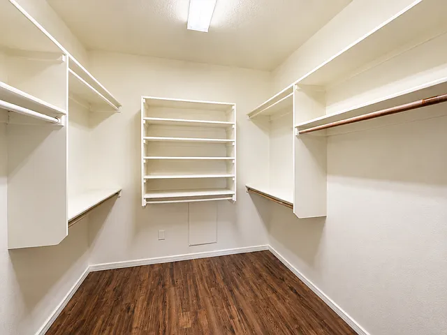 2067 Violeta Cir SE — Photo 16