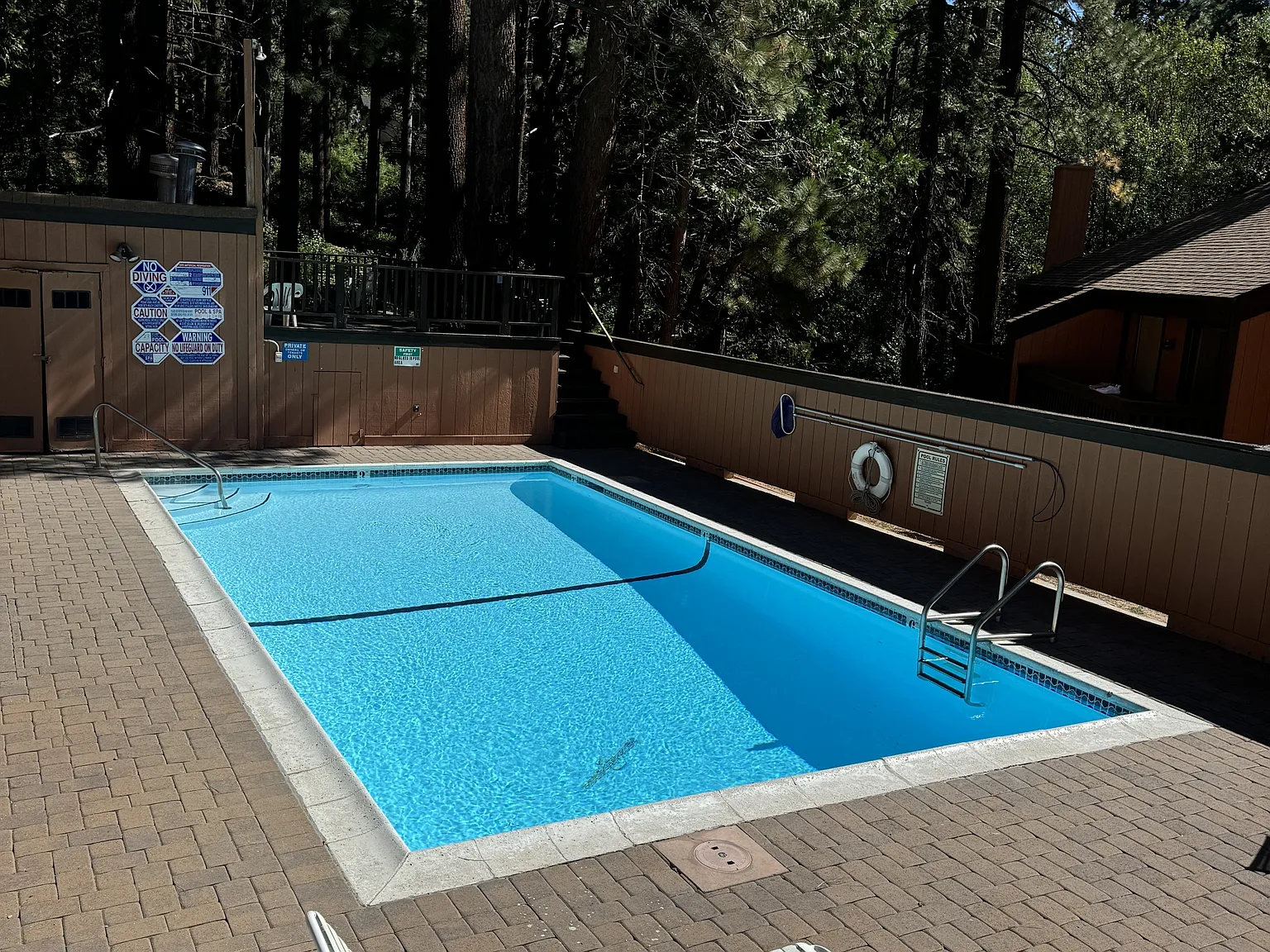 1439 Ski Run Blvd — Photo 2
