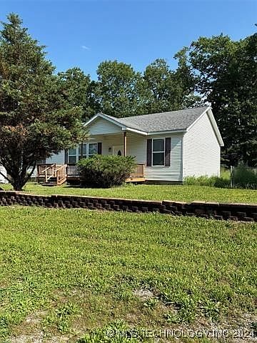 2nd image of 105 Hemingway Ave
