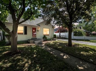 4461 Howe Rd, Wayne, MI 48184