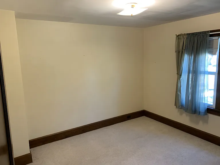 2607 N Main St — Photo 3