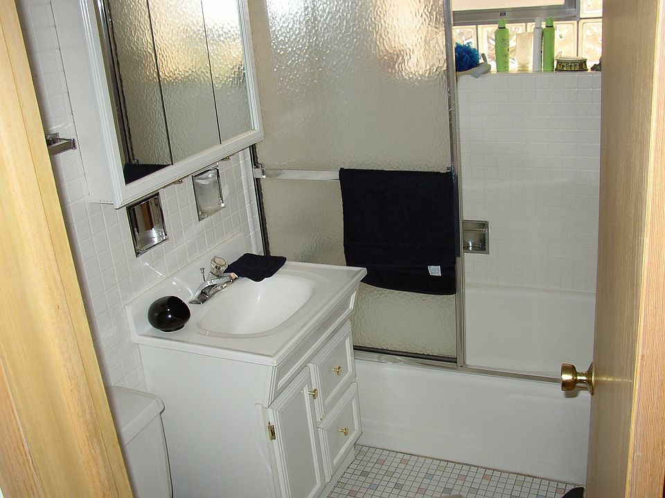 2nd image of 3101 S Harlem Ave APT 2F