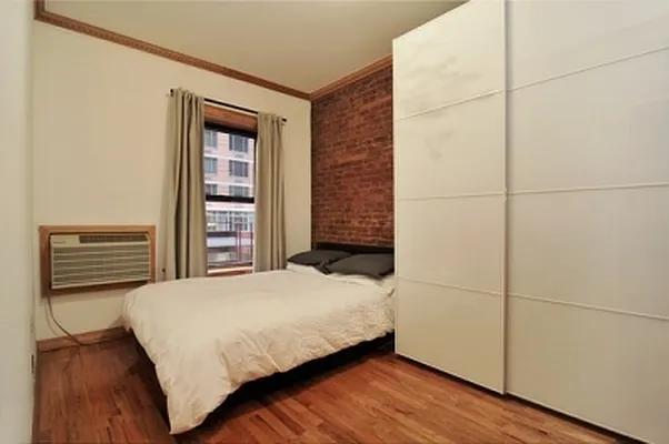 Rented by Citi Habitats | media 10