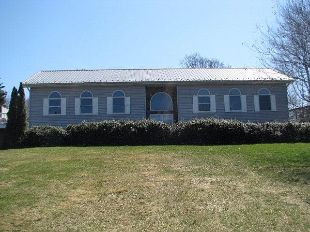 1st image of 20076 McCray Dr