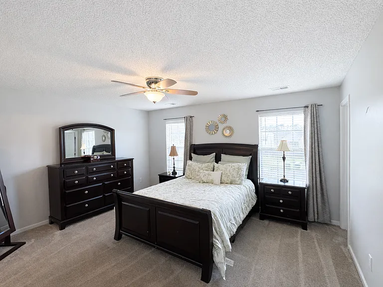275 Dunning Rd — Photo 10