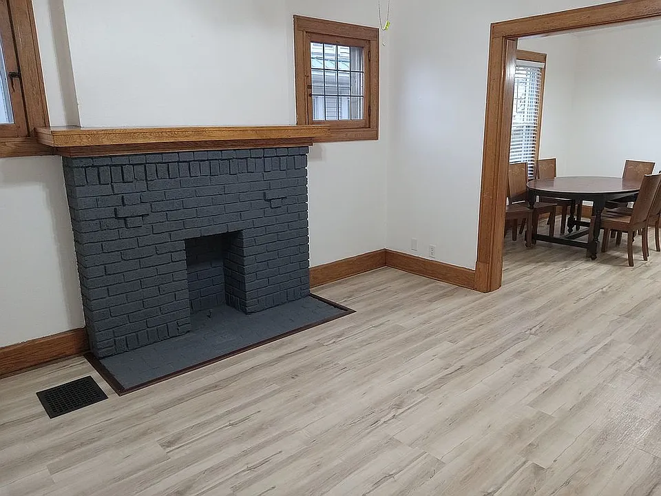 2368 living area fp area