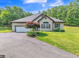 30 Wooded Ln, Front Royal, VA 22630