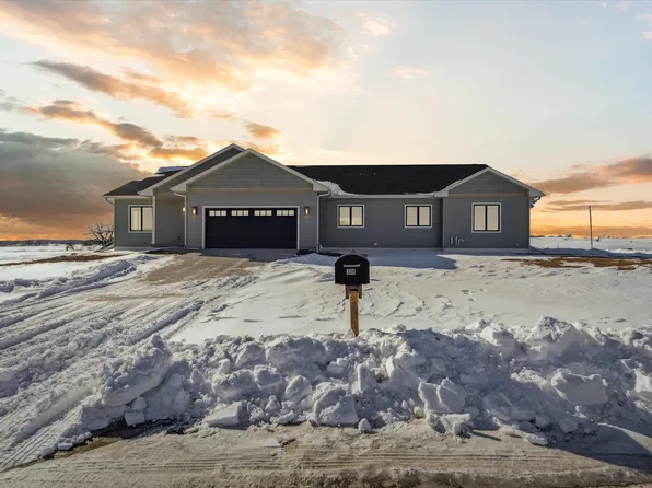 307 S 7th St, Evansville, WI 53536