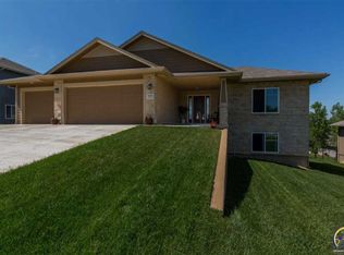 6208 SW 48th Ln, Topeka, KS 66610