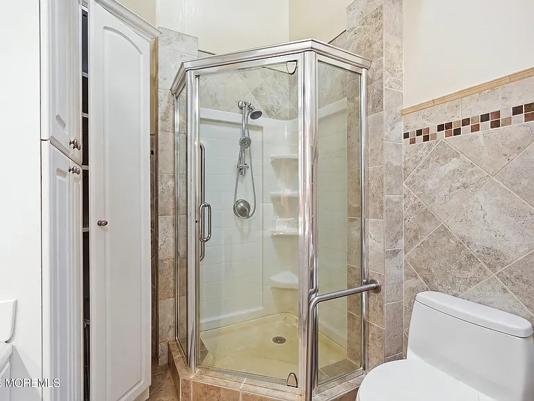 470 Monmouth Pl — Photo 39