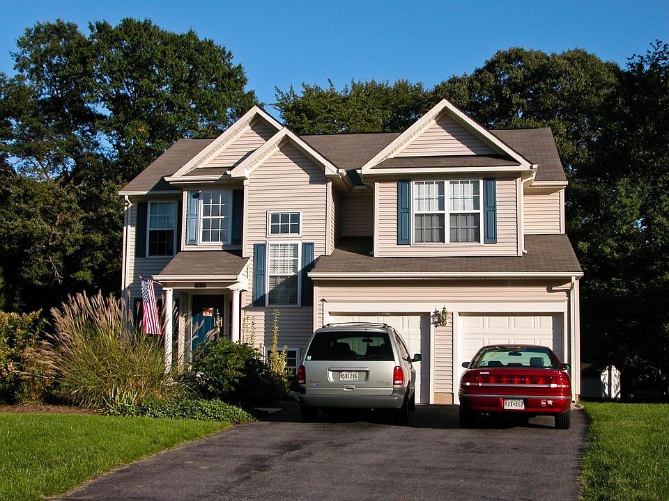 1st image of 251 Kennedy Dr