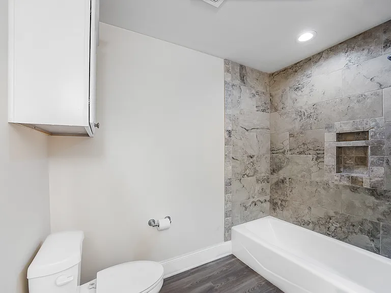 815 E Grande Blvd #R-102 — Photo 13