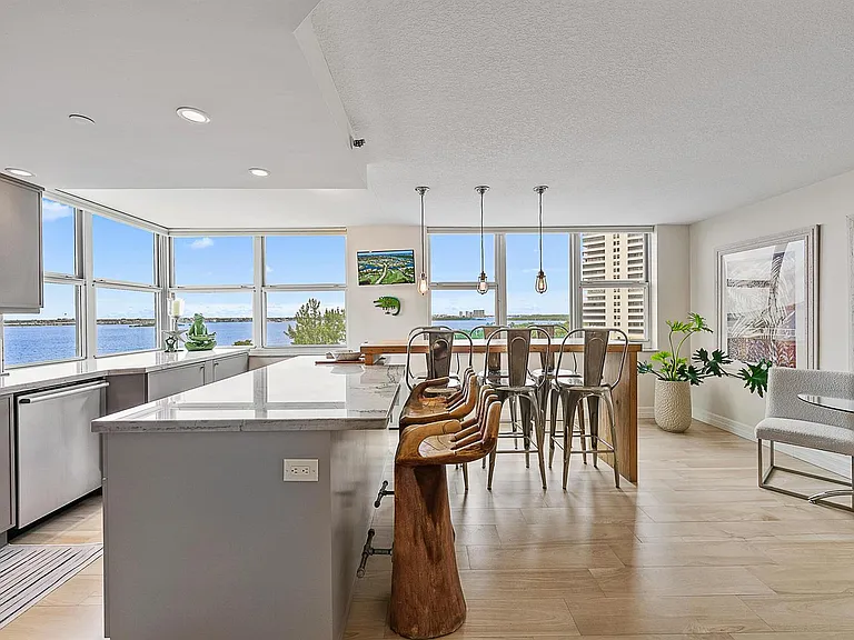 5200 N Ocean Dr #505 — Photo 3