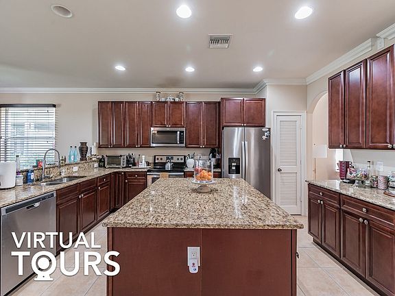 4th image of 11504 Centaur Way