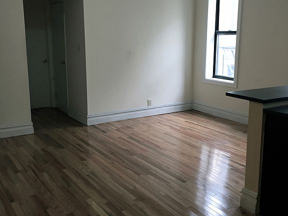 2nd image of 611 W 163rd St APT 34