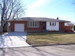 5 Kevin Rd, Commack, NY 11725