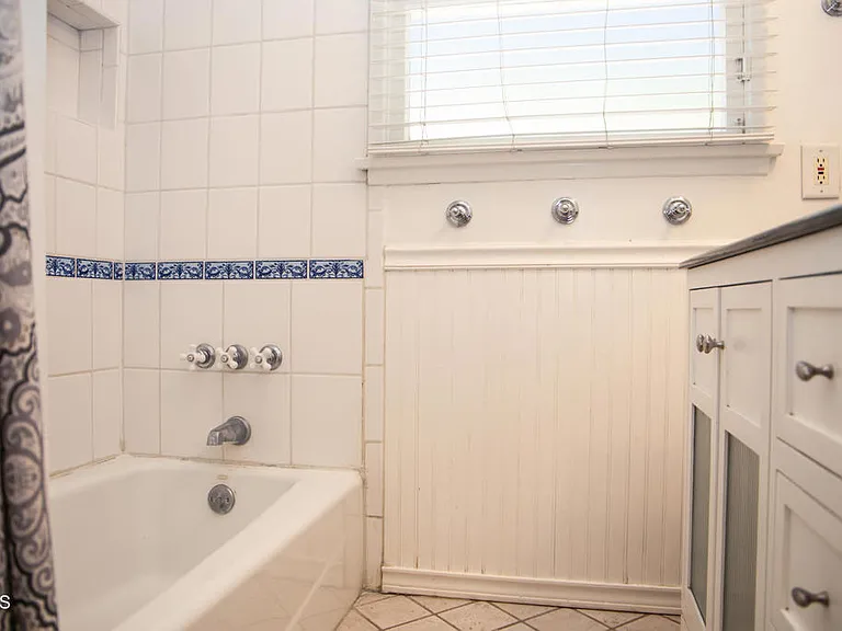 7601 Flight Ave — Photo 19