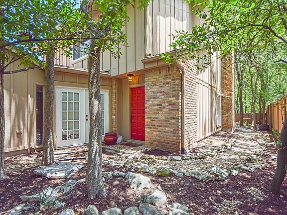 4th image of 8223 Summer Place Dr