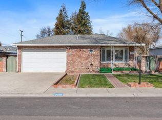 2305 Viola St, Modesto, CA 95354