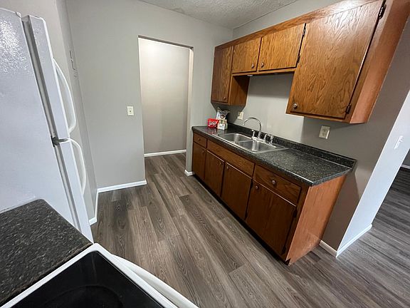 2nd image of 6015 W Broadway Ave APT 202