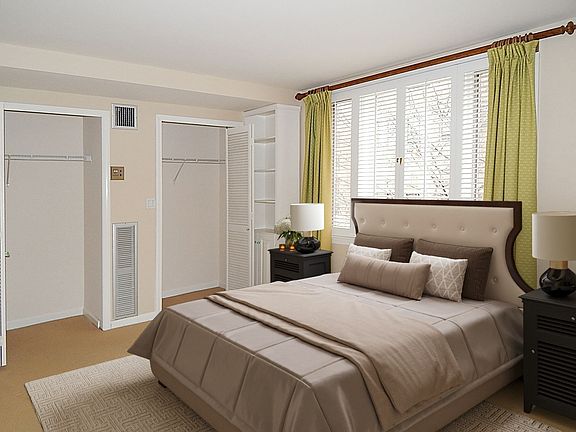 2nd image of 10 Rogers St APT 211