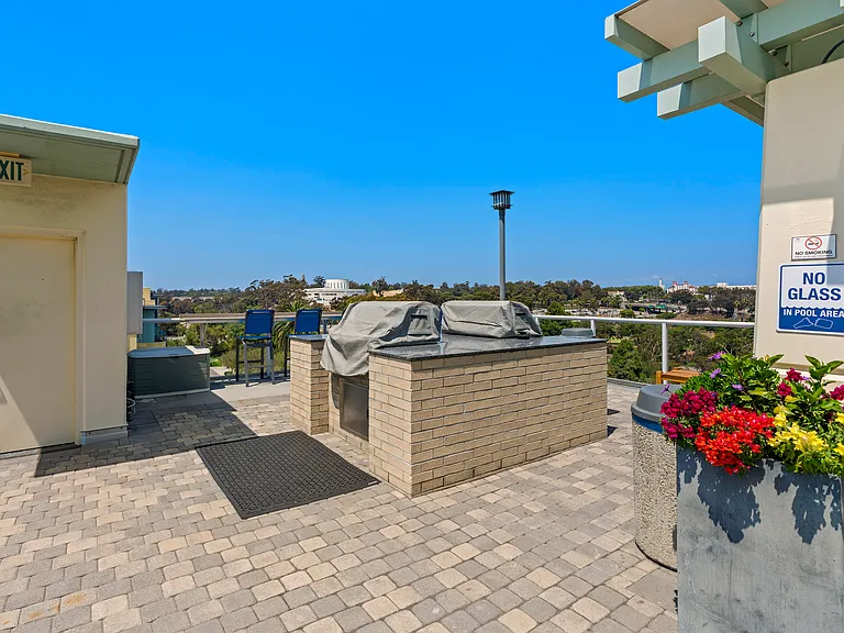 850 Beech St #820 — Photo 27
