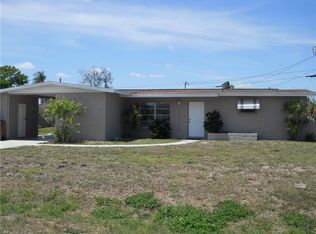 401 Penn Rd W, Lehigh Acres, FL 33936