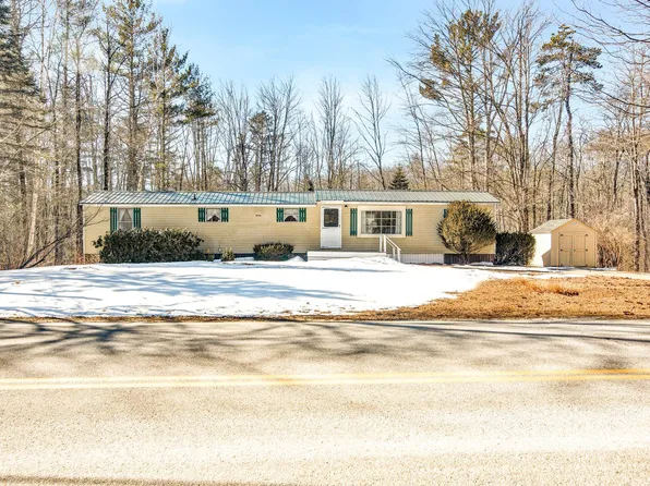 27 Smoke Street, Barrington, NH 03825
