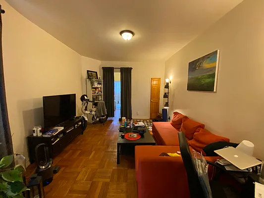 Rented by Mdays Realty | media 13