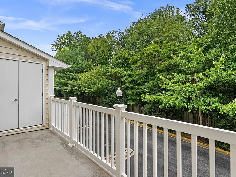13624 Dover Cliffs Pl — Photo 24