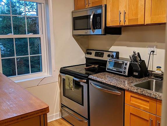 Look-stainless steel appliances!