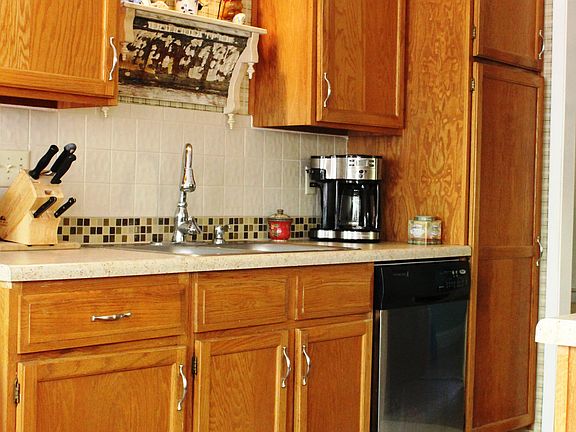 Recently Updated Kitchen with Stainless Steel/