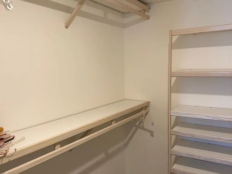670 E Lake Jasmine Cir #106 — Photo 11
